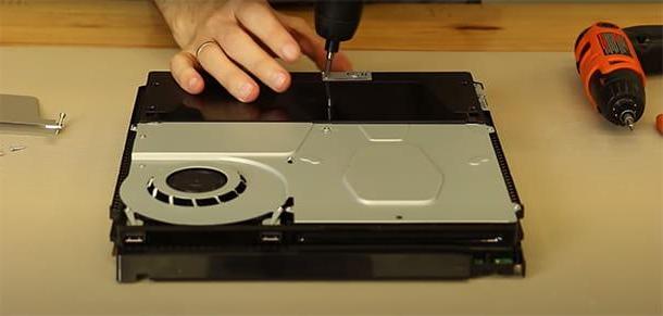 How to open PS4