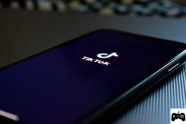 Tiktok moderou deliberadamente vídeos de pessoas feias em ambientes pobres para evitar assédio