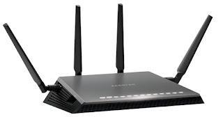 Netgear Nighthawk X4S D7800 Melhores roteadores WiFi para conectar dispositivos domésticos sem fio
